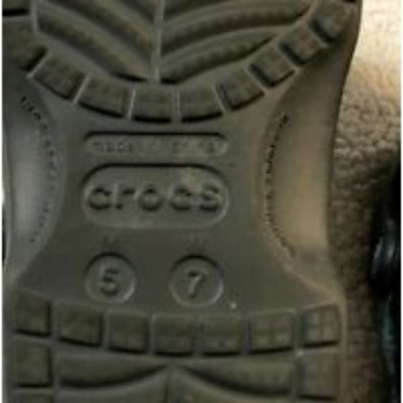 Crocs mens 5 womens 7 fleece lined clog shoes solid gray - Picture 6 of 6